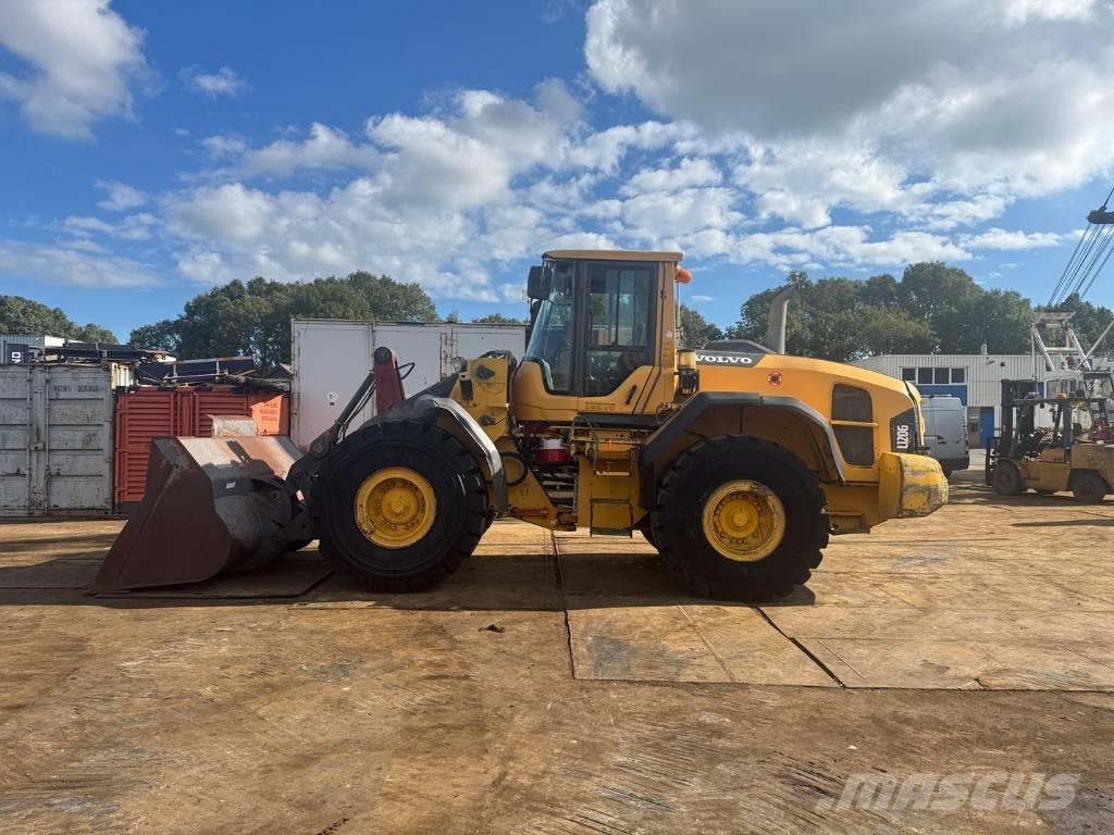 Volvo L 120 G  휠로우더