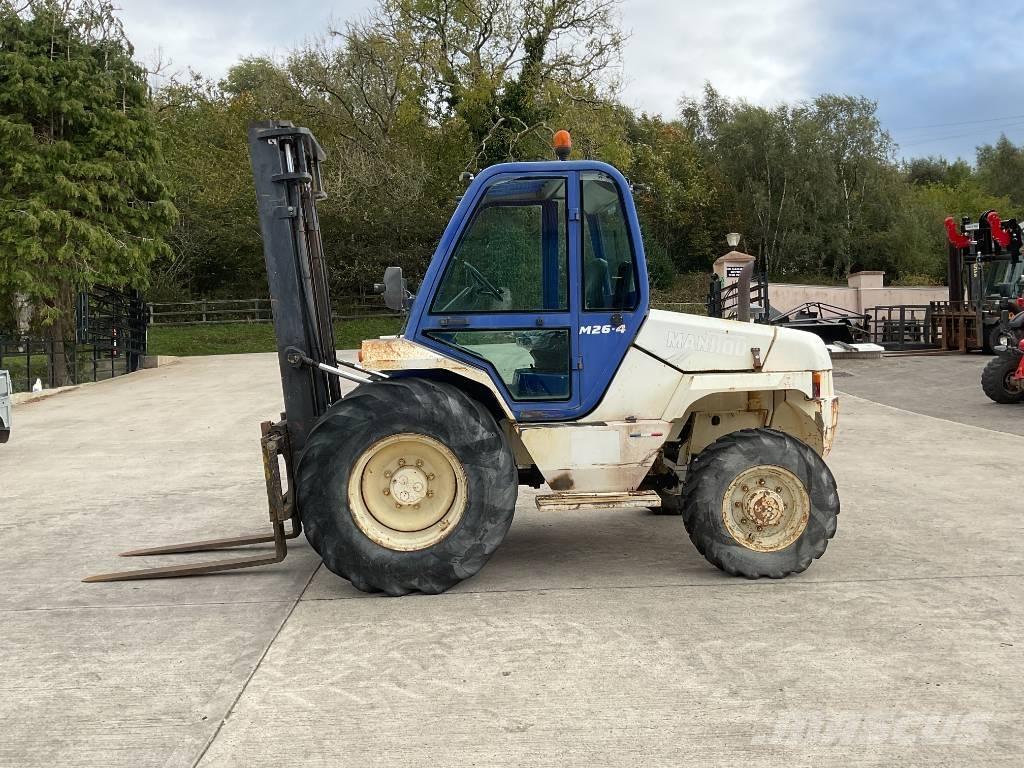 Manitou M 26.4 험지용 트럭