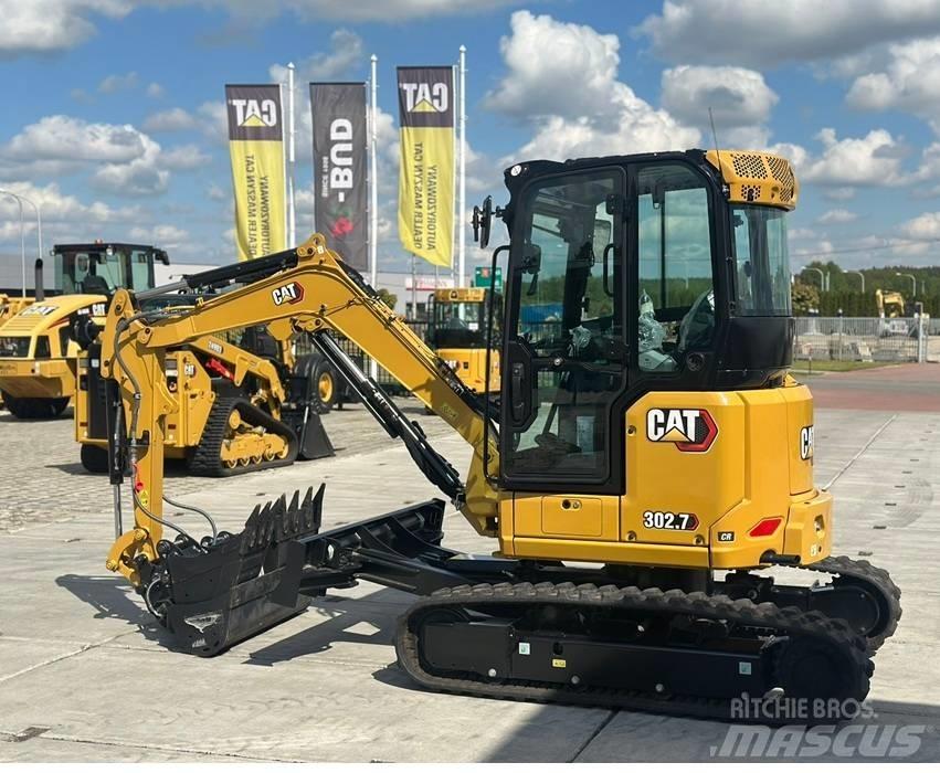CAT 302.7 CR 소형 굴삭기 7톤 미만