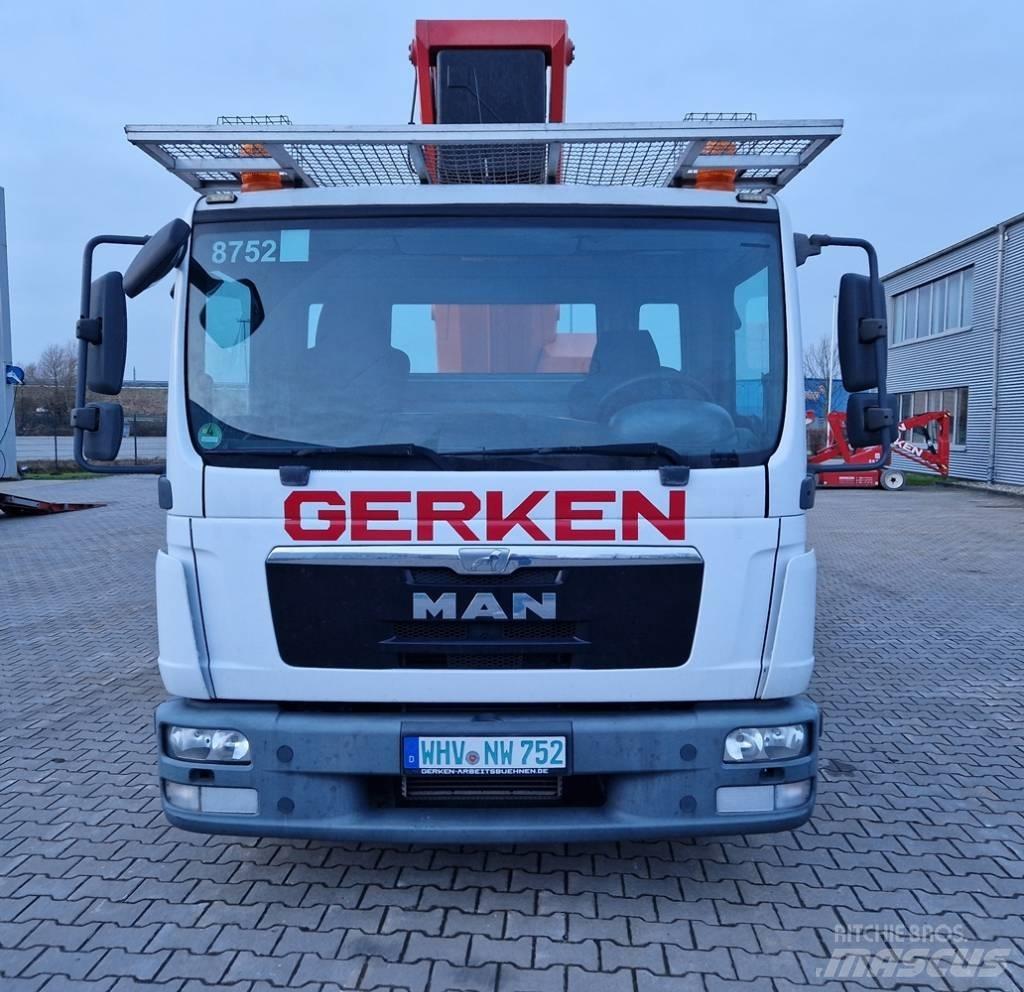 Ruthmann T330 트럭 탑재 고소작업대