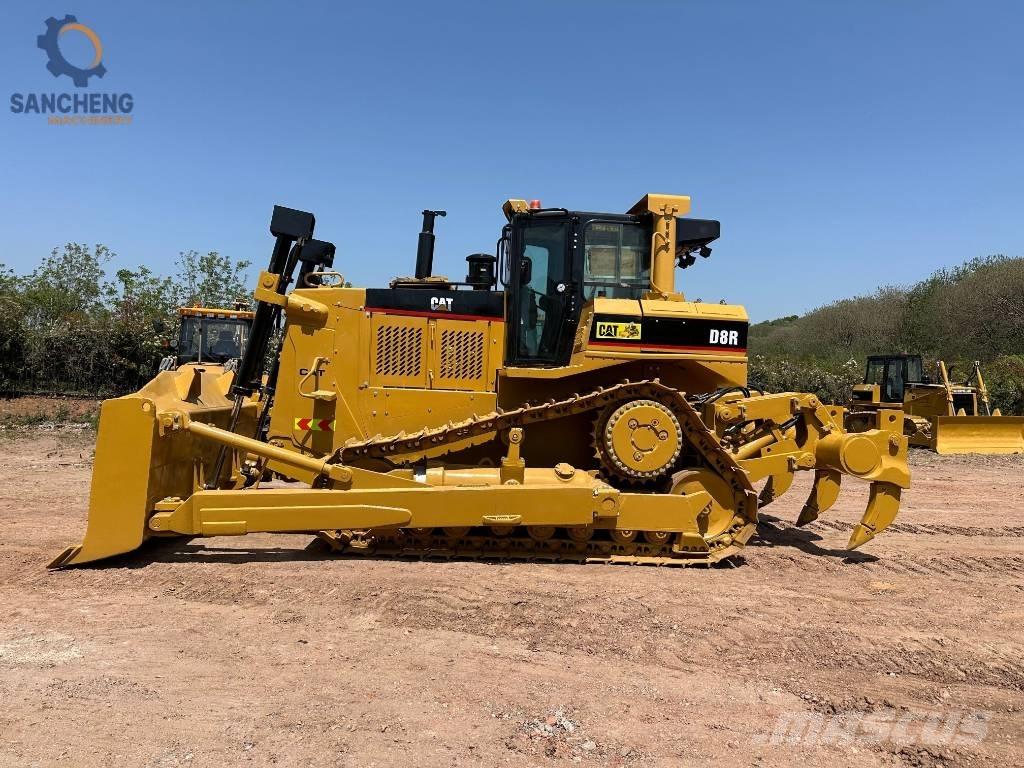 CAT D8R 크롤러 도저