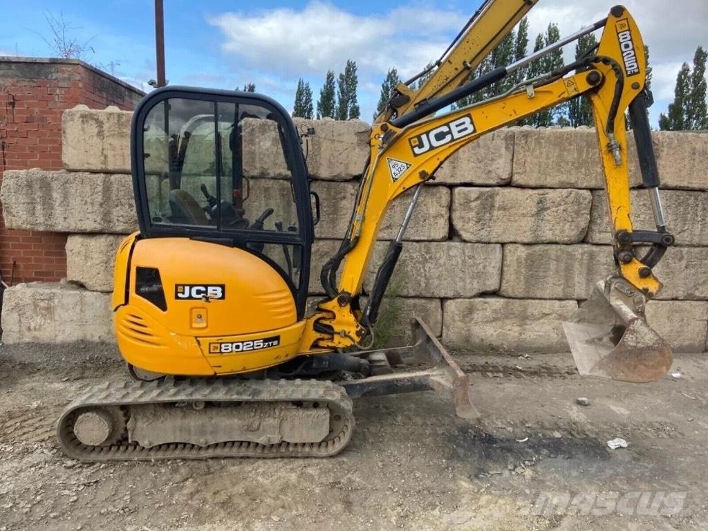 JCB 8025 ZTS 소형 굴삭기 7톤 미만