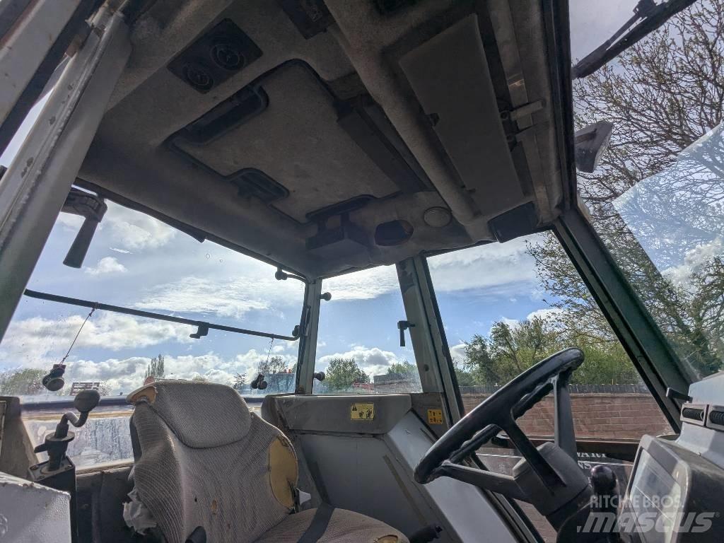 Massey Ferguson 399 트랙터