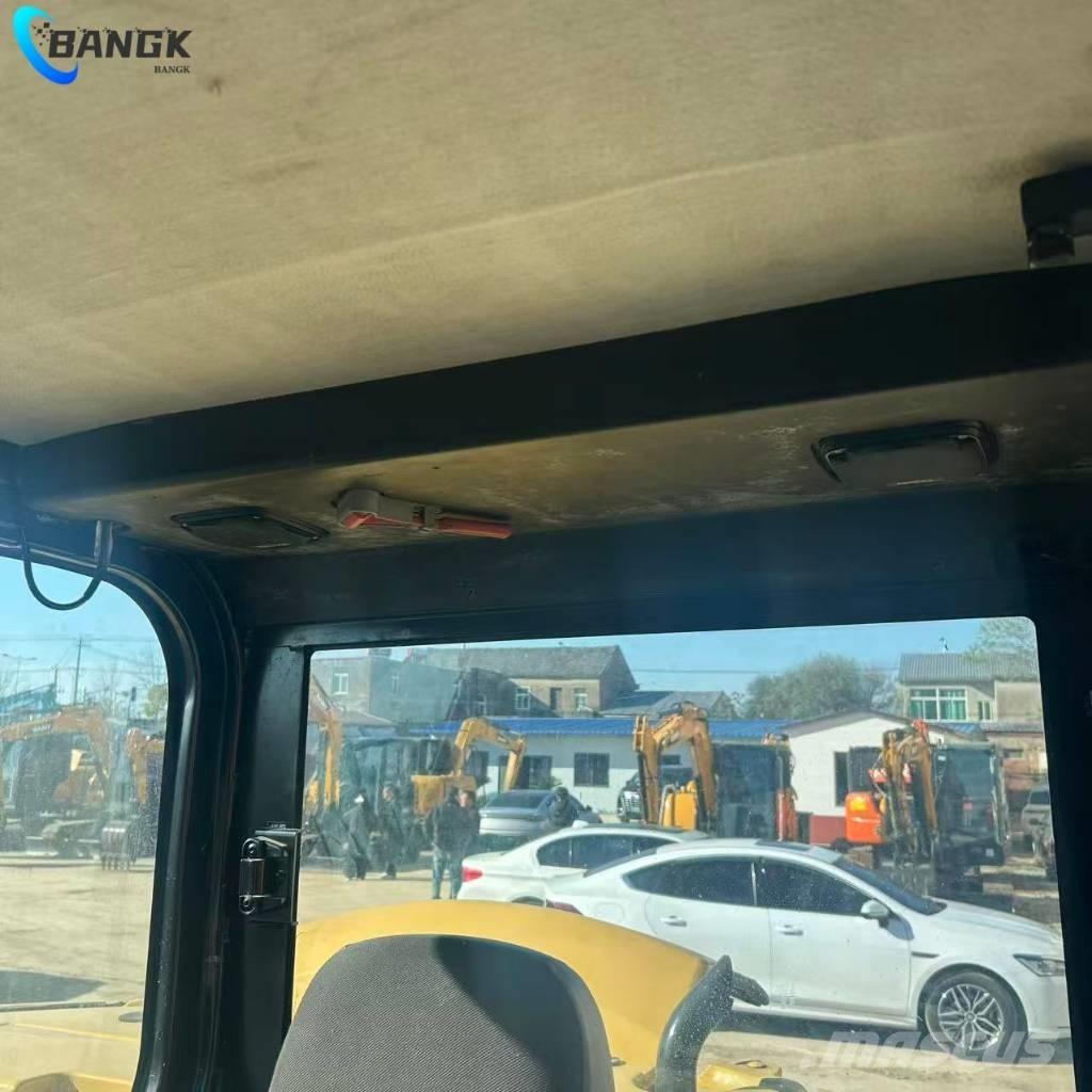 CAT 307E2 대형 굴삭기 29톤 이상