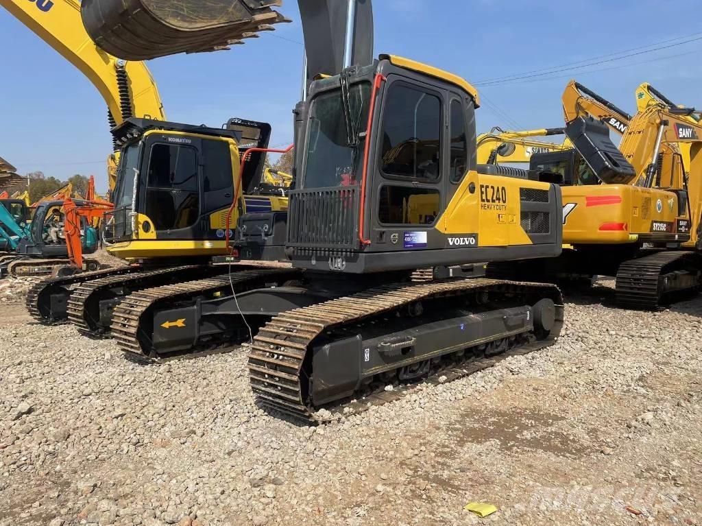 Volvo ec240 대형 굴삭기 29톤 이상