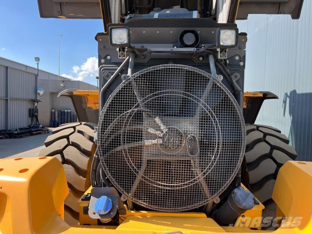 Volvo L90H  휠로우더