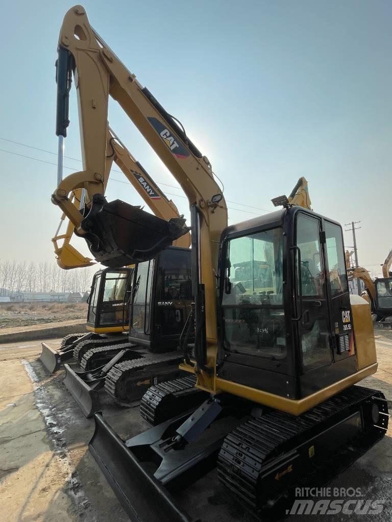 CAT 305.5 소형 굴삭기 7톤 미만