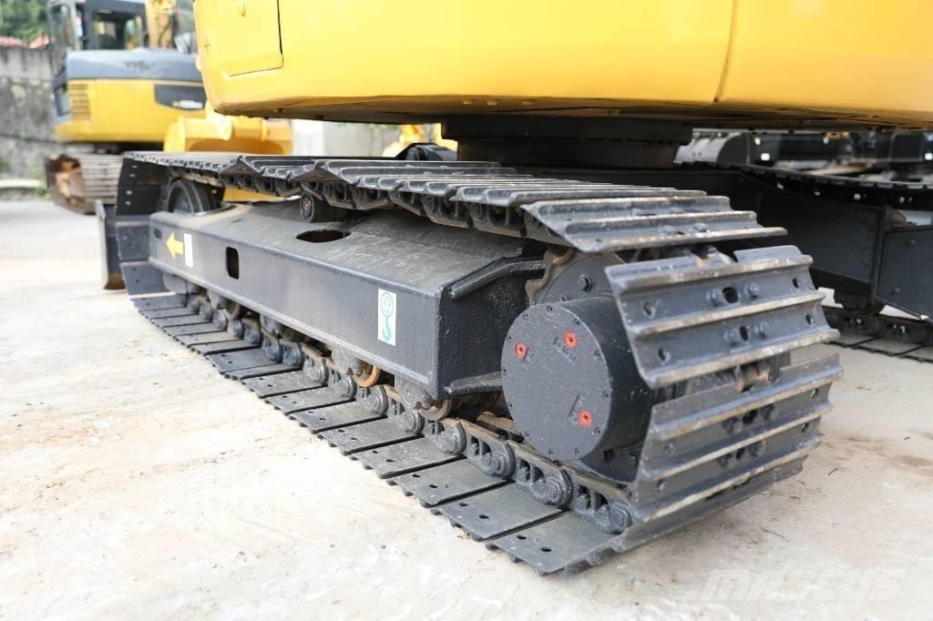 Komatsu PC 78 US-6 중형굴삭기 7톤-28톤