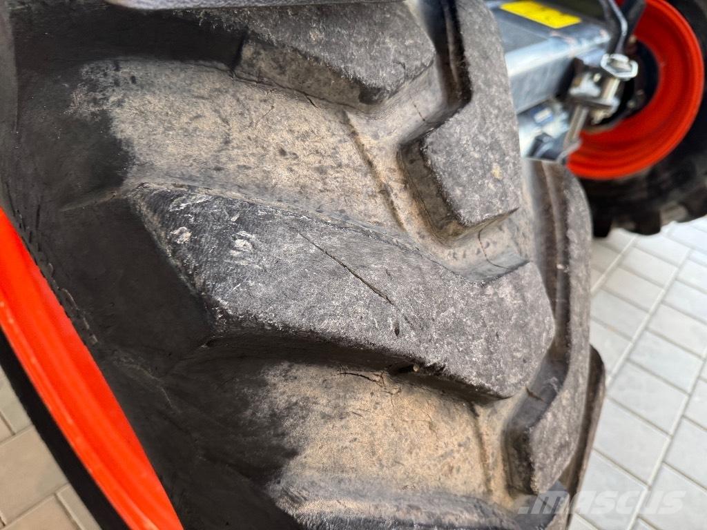 Bobcat TL 470 HF 농업용 텔레 핸들러