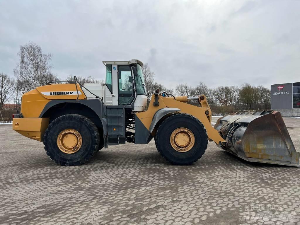 Liebherr 580  휠로우더