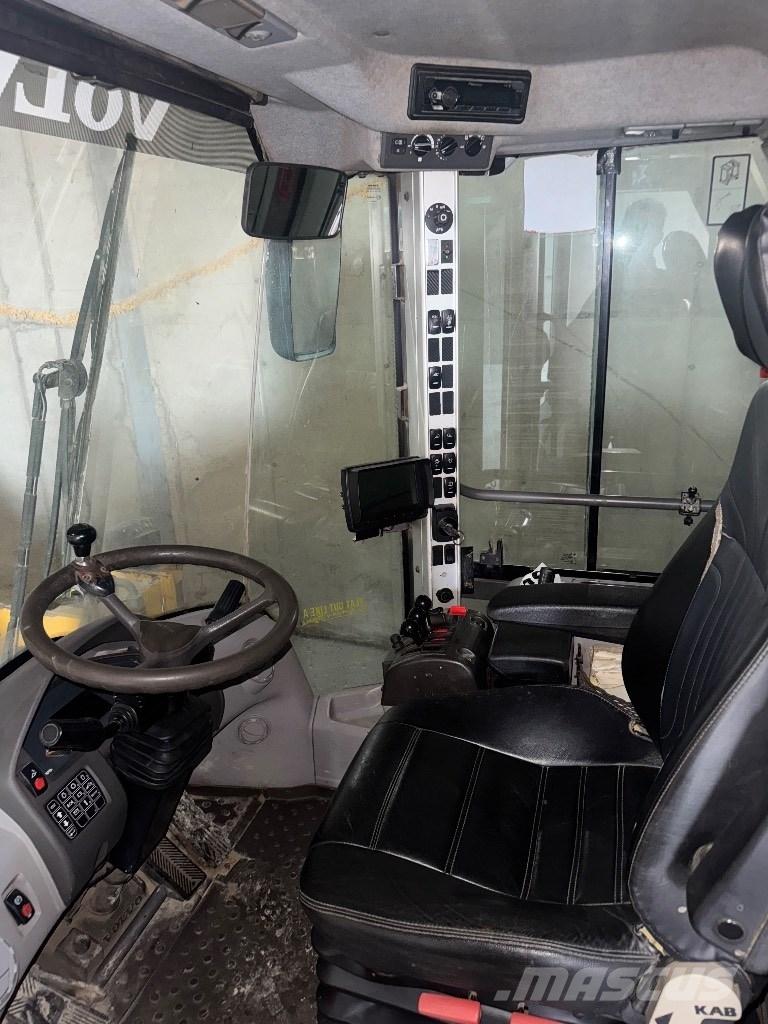 Volvo L110F  휠로우더