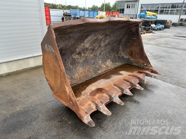Liebherr LR 632 버켓