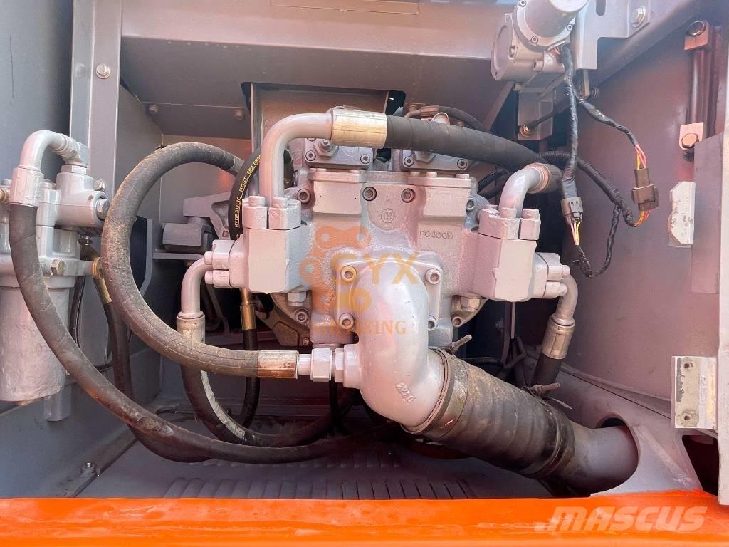 Hitachi EX 200 대형 굴삭기 29톤 이상