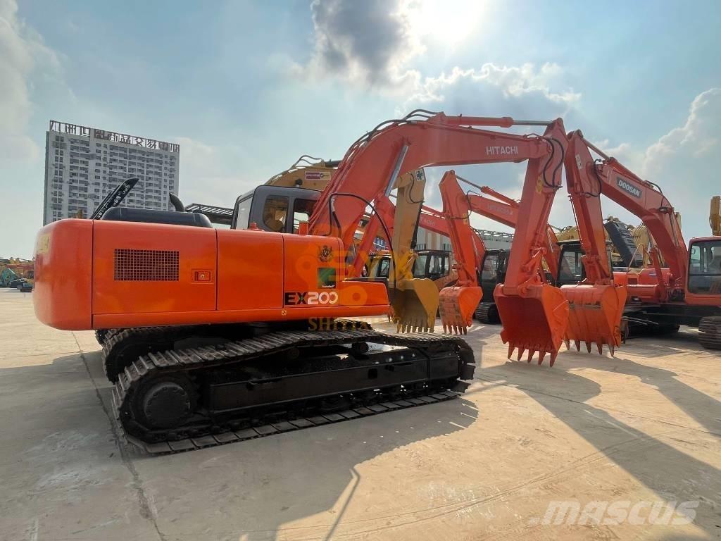 Hitachi EX 200 대형 굴삭기 29톤 이상