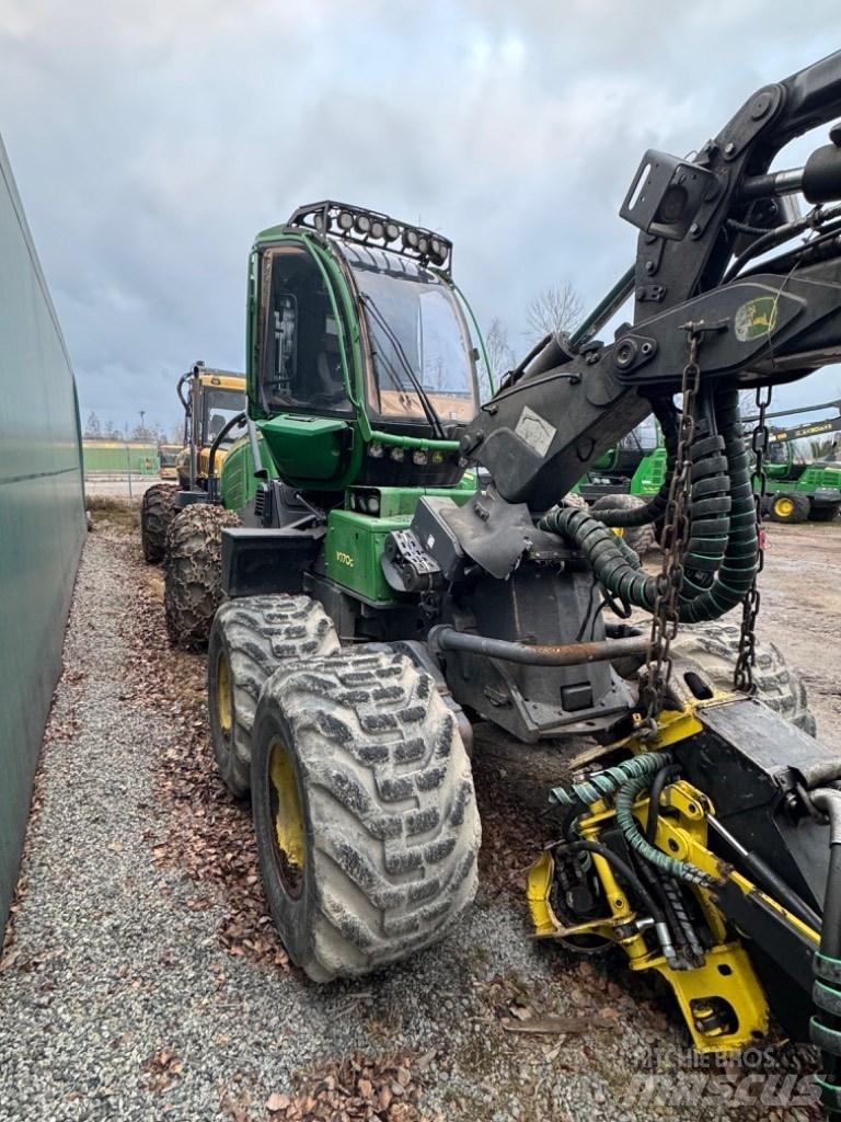 John Deere 1070G 원목 하베스터