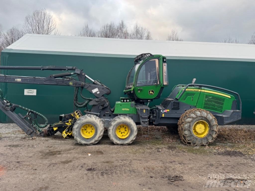 John Deere 1070G 원목 하베스터
