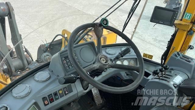 Volvo L 90  휠로우더