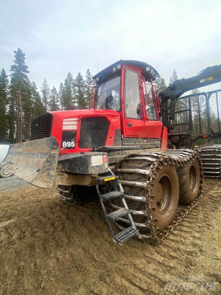 Komatsu 895 원목 포워더