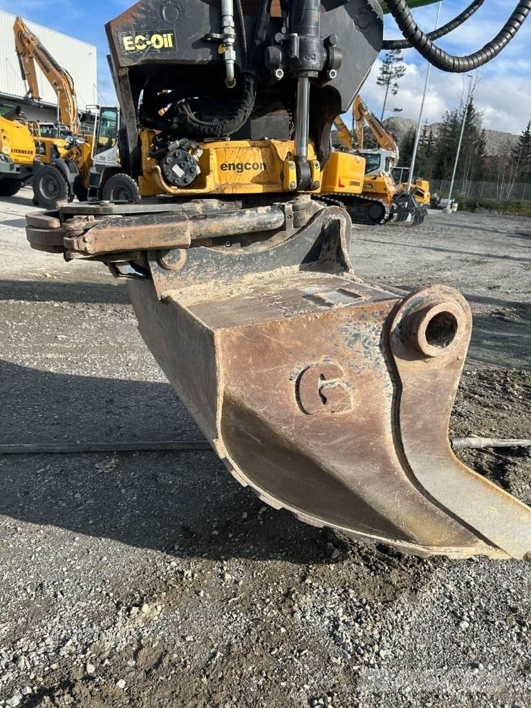 Liebherr LH 26 EC 대형 굴삭기 29톤 이상