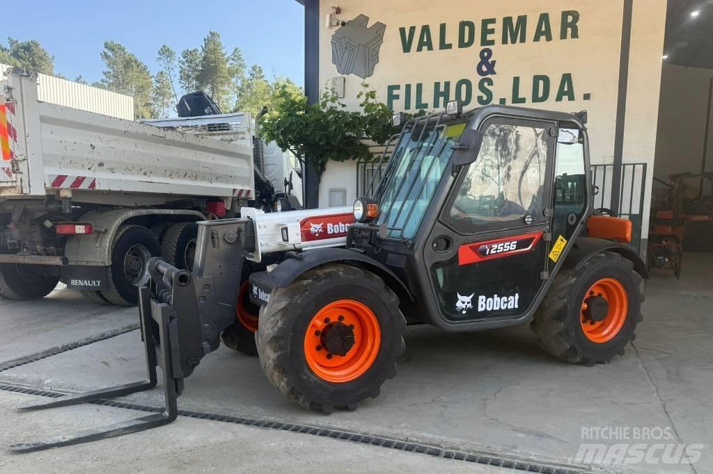 Bobcat T 2556, T2556 농업용 텔레 핸들러