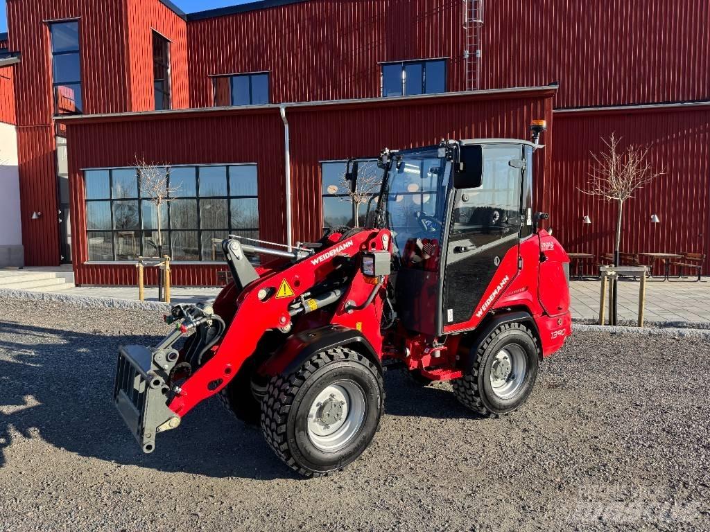 Weidemann 1390  스키드로더
