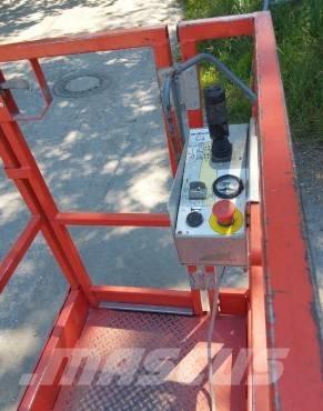 SkyJack SJ 12 가위형 리프트