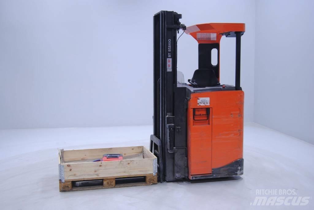 Toyota SRE135L 보행식 리치 지게차