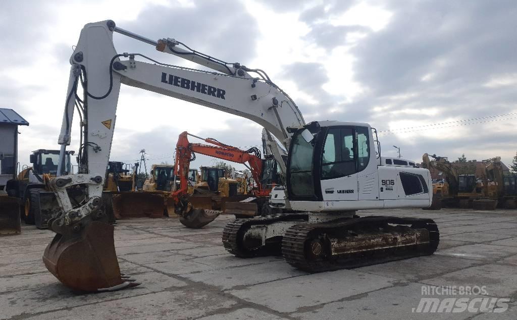 Liebherr R 906 LC 대형 굴삭기 29톤 이상