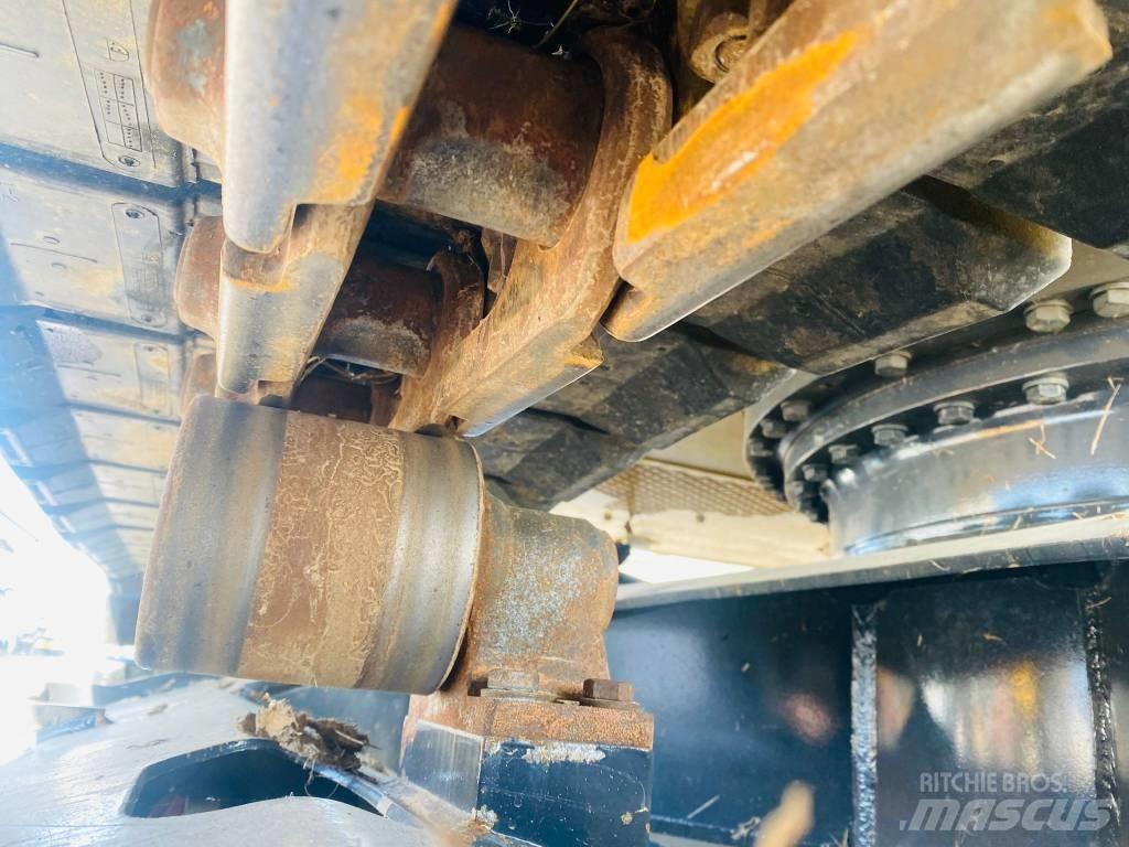 Komatsu pc138us-11eo 대형 굴삭기 29톤 이상