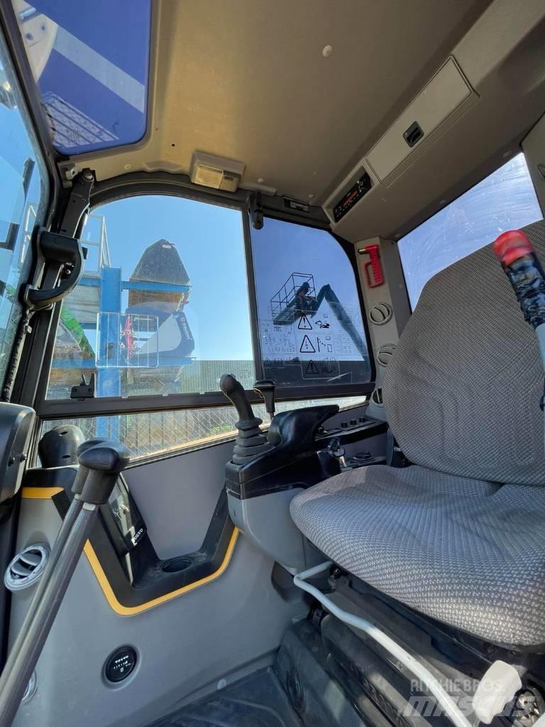Volvo ECR 58 D 소형 굴삭기 7톤 미만