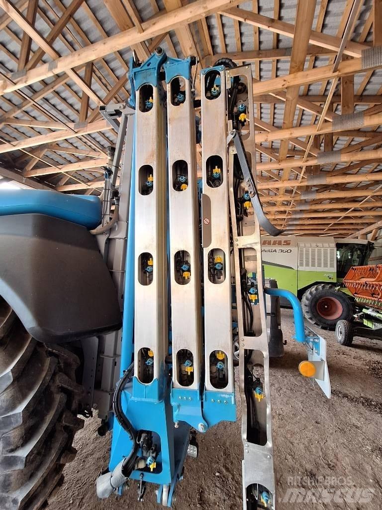 Lemken Vega 12/4000 견인형 분무기