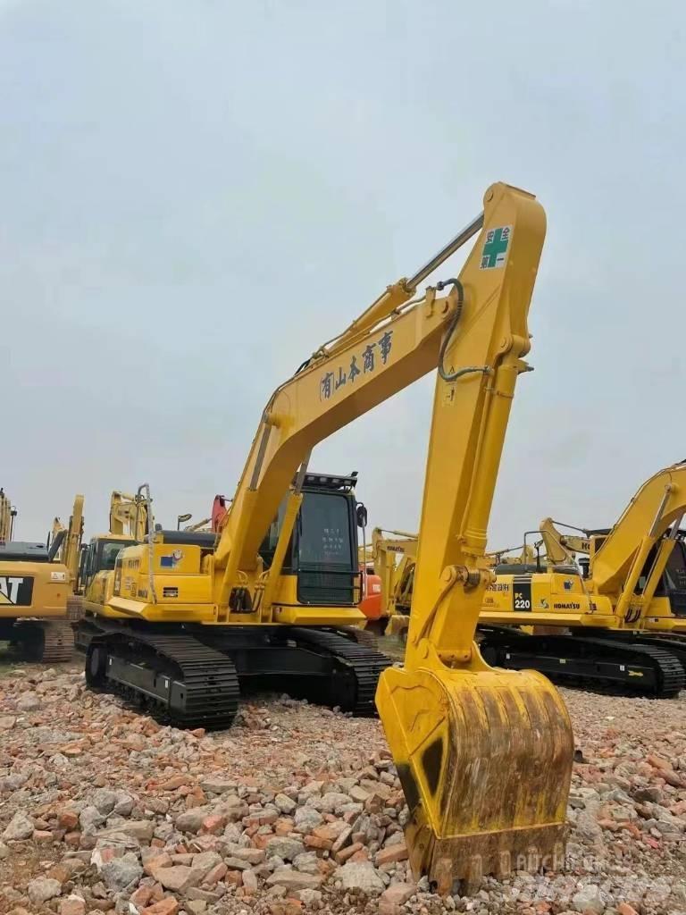 Komatsu PC200-8 대형 굴삭기 29톤 이상