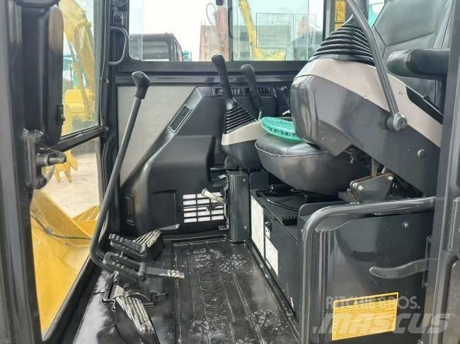 Komatsu PC 56 소형 굴삭기 7톤 미만