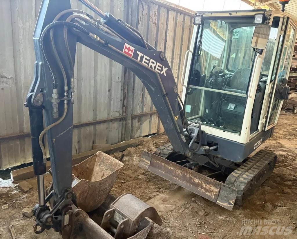 Terex TC20 소형 굴삭기 7톤 미만