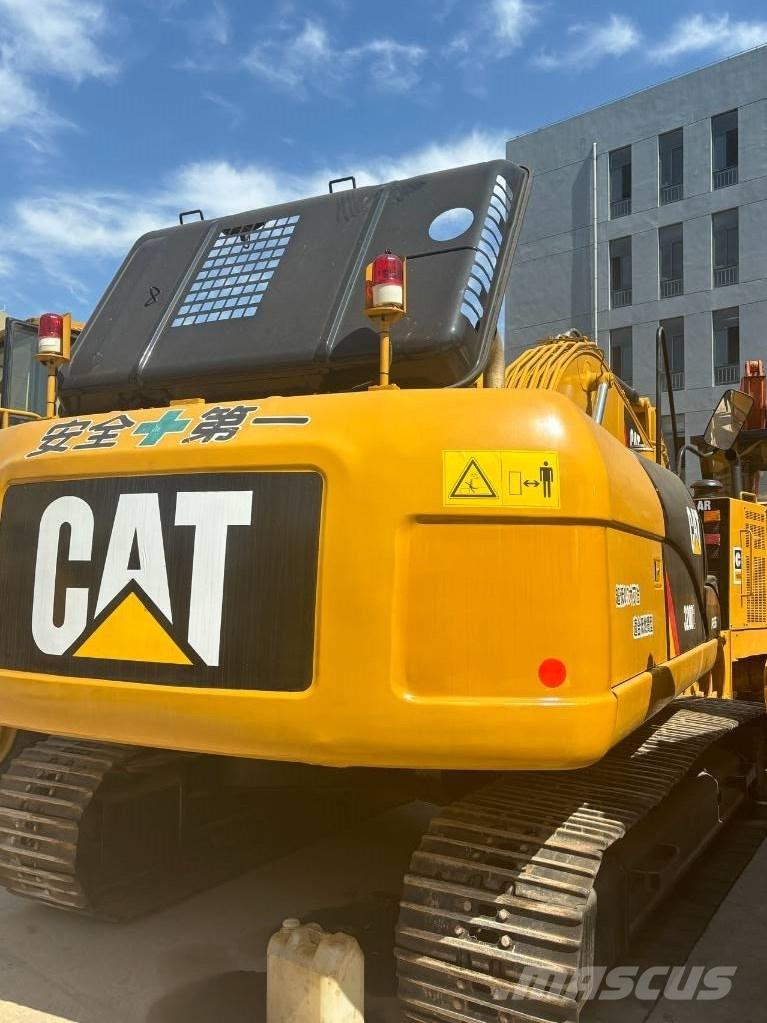 CAT 320D 대형 굴삭기 29톤 이상