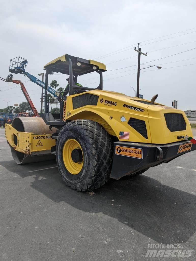 Bomag BW 211 DH-5 싱글 드럼 롤러