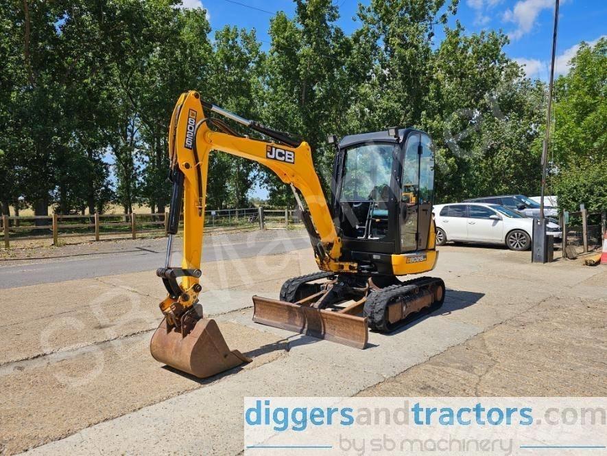 JCB 8026 CTS 소형 굴삭기 7톤 미만