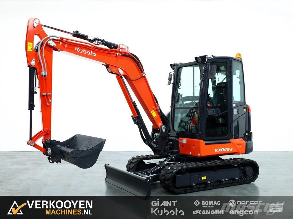 Kubota KX042-5 소형 굴삭기 7톤 미만