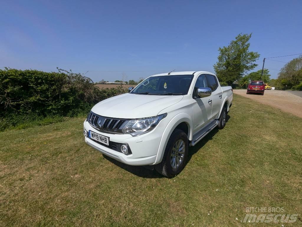 Mitsubishi L 200 픽업/드롭사이드