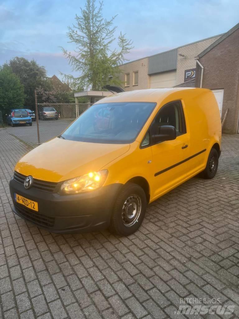 Volkswagen Caddy 패널 화물차