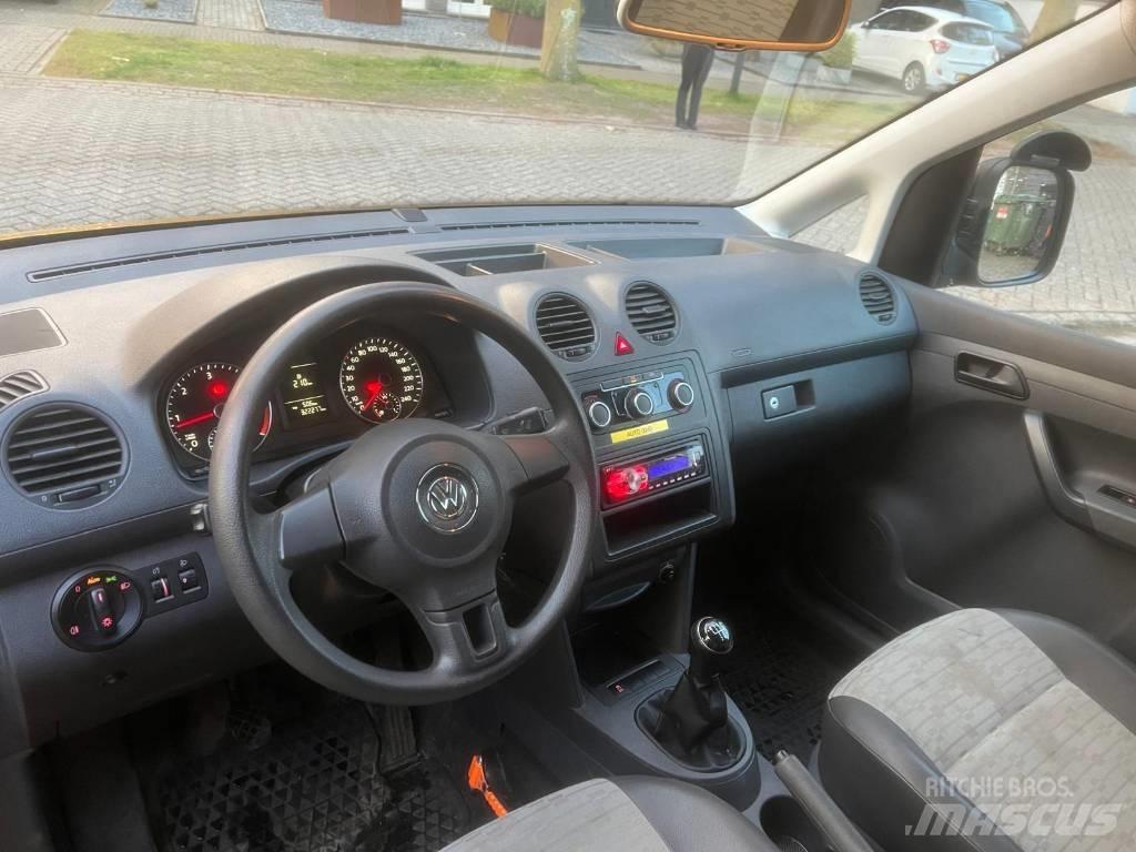 Volkswagen Caddy 패널 화물차