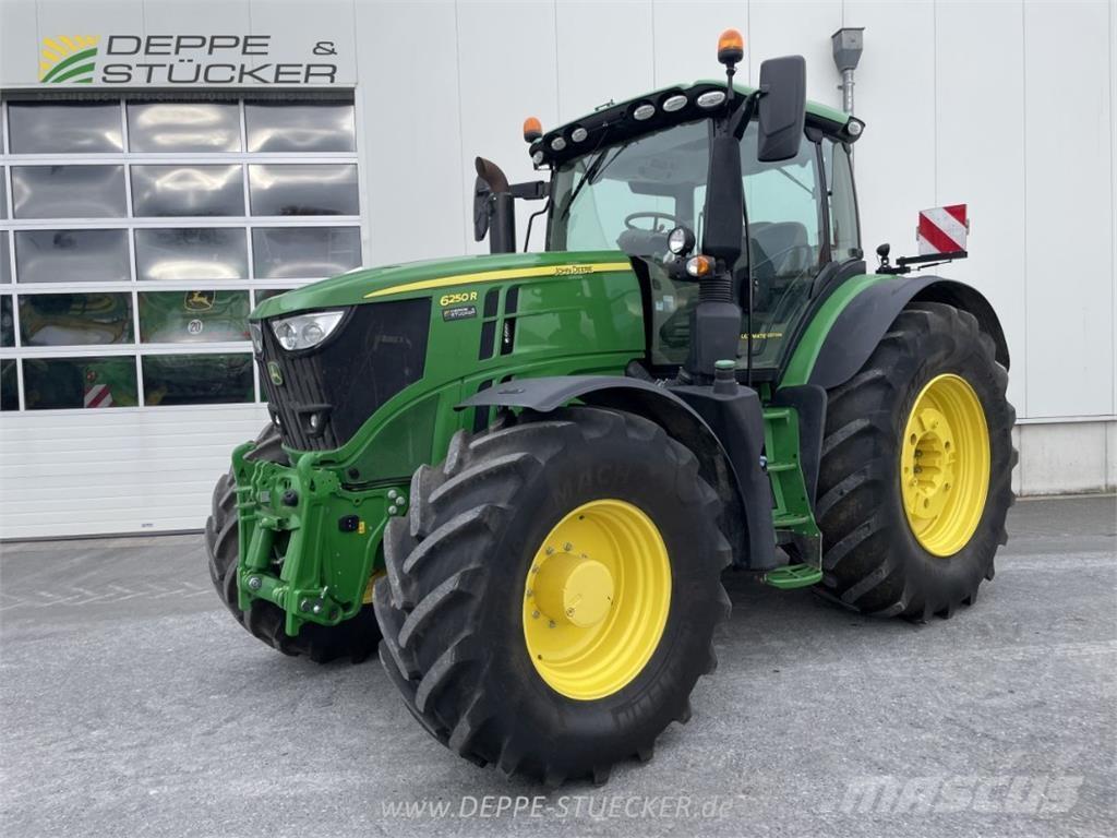 John Deere 6250R 트랙터