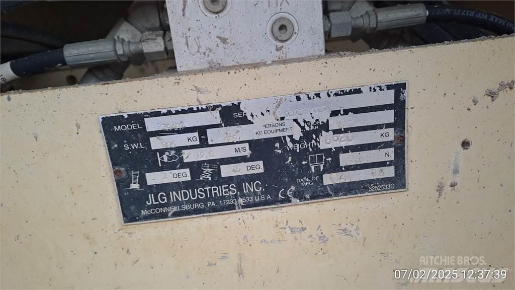 JLG 3394RT 가위형 리프트
