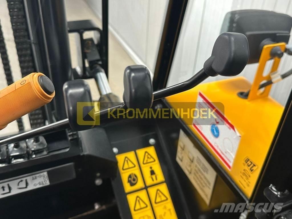 JCB 940 험지용 트럭