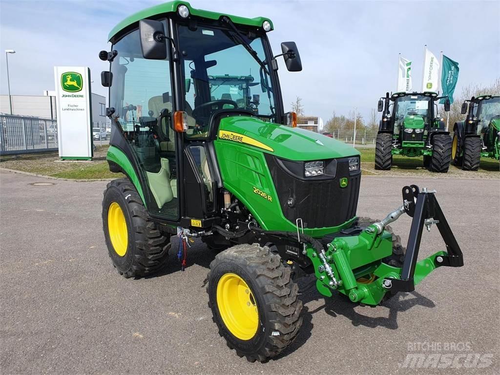 John Deere 2026R 소형 트랙터