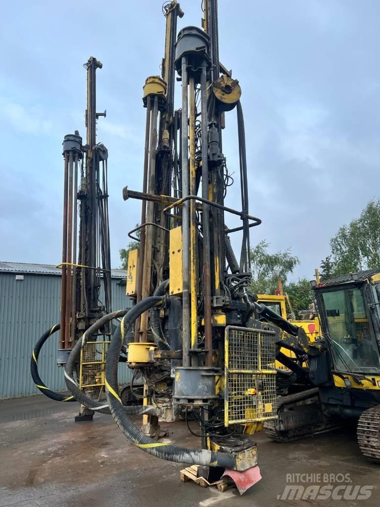 Atlas Copco ROC L6 도로 굴착기