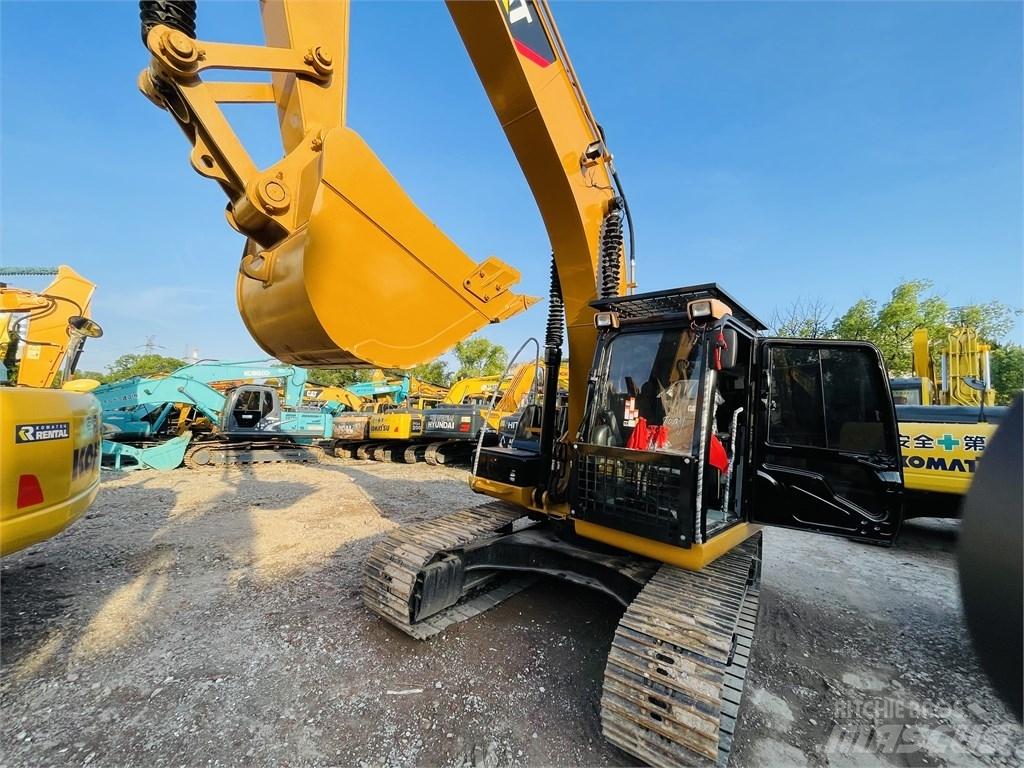 CAT 320d2l 대형 굴삭기 29톤 이상