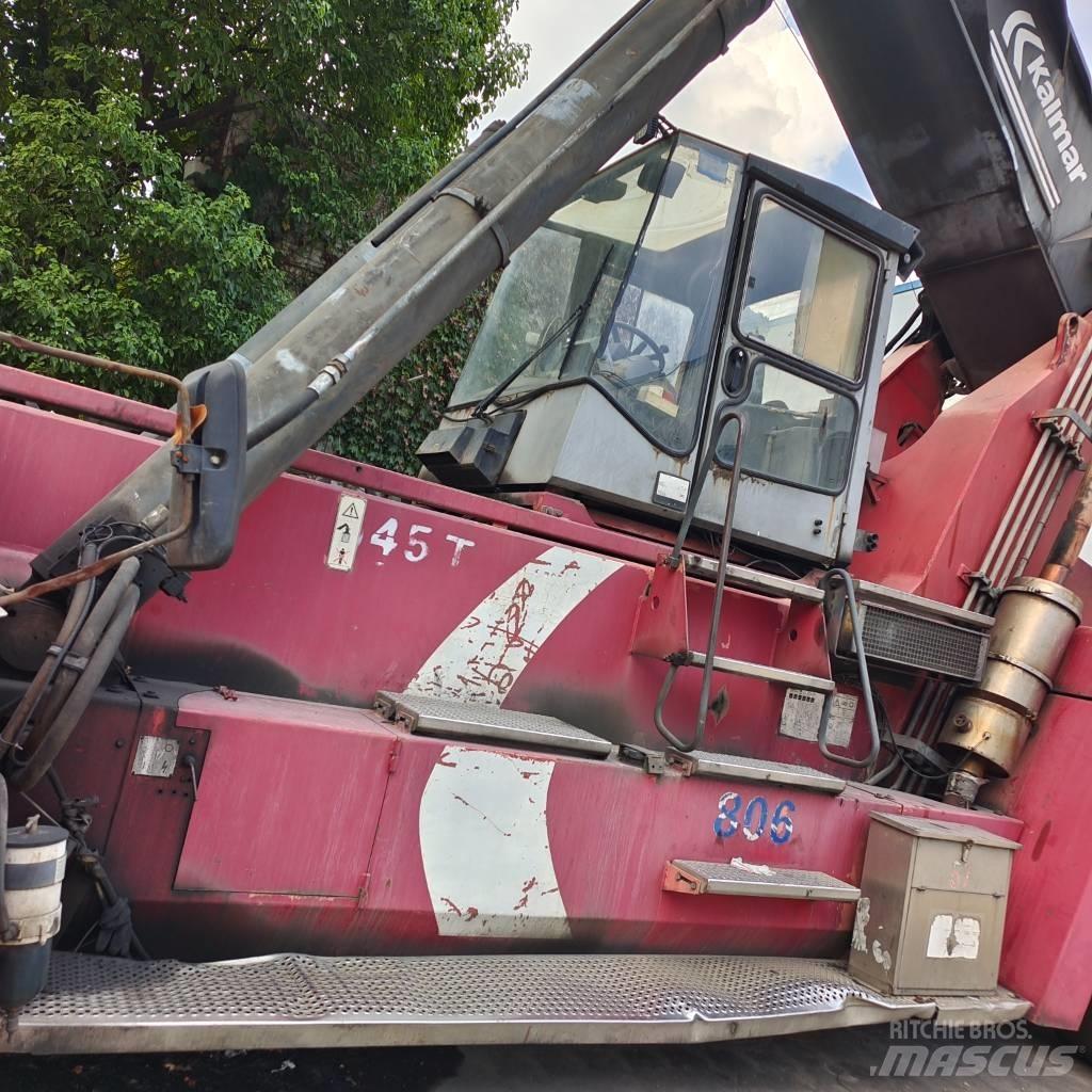 Kalmar DRF450 리치 스태커