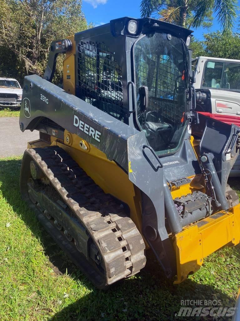 John Deere 331G  스키드로더