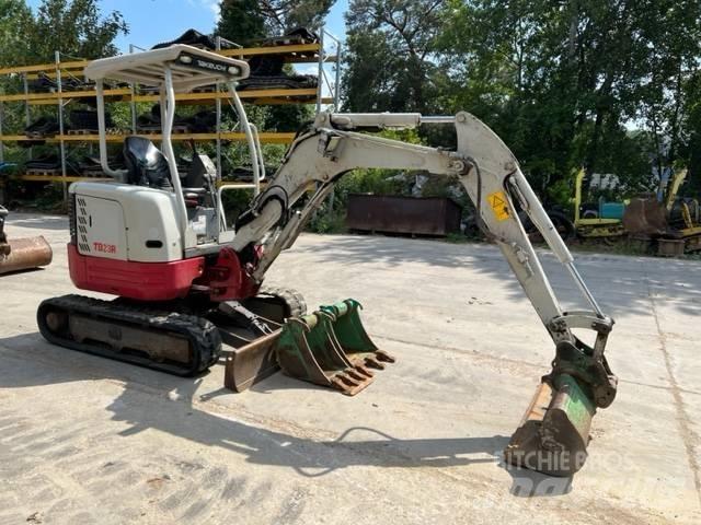 Takeuchi TB23R 소형 굴삭기 7톤 미만